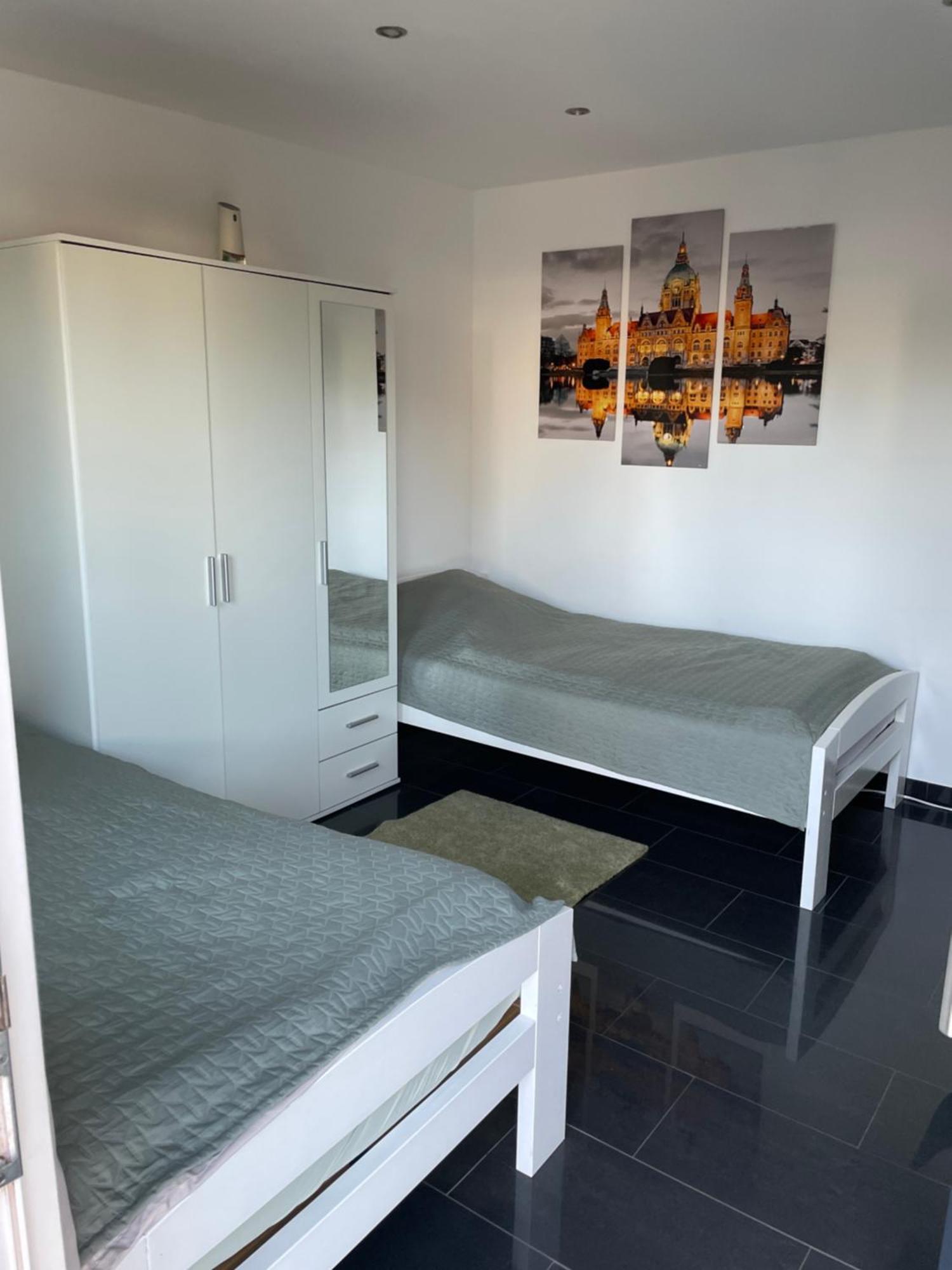 Ferienwohnung Mit Fussbodenheizung Nahe Messe, Gratis Parkplatz Und Abstellplatz E - Bike Ганновер Экстерьер фото