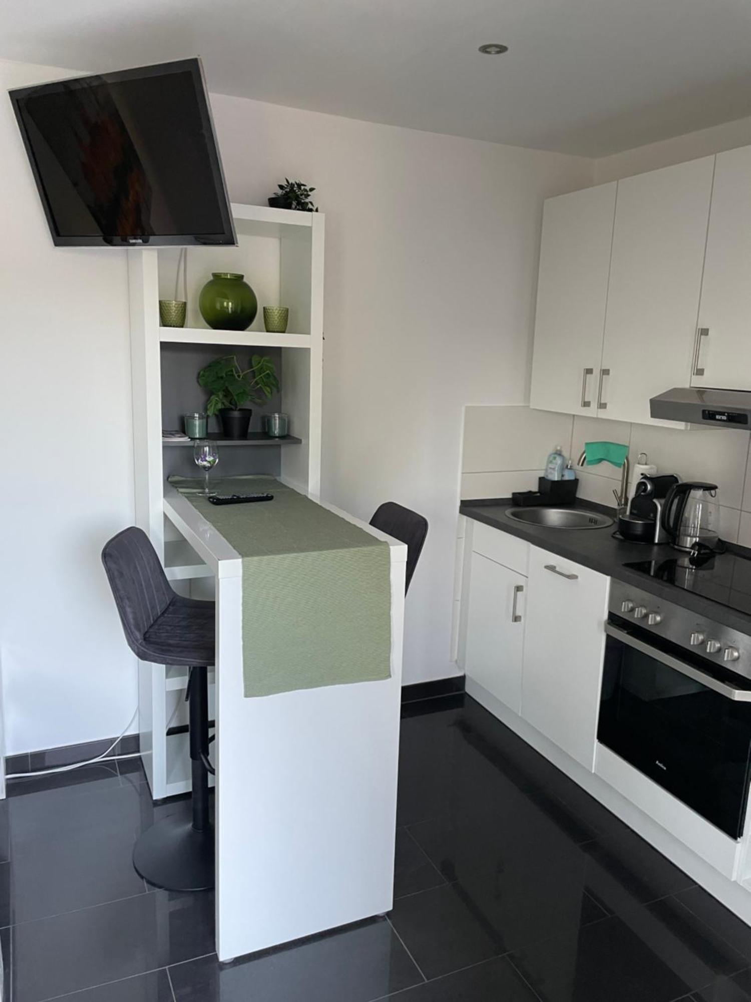 Ferienwohnung Mit Fussbodenheizung Nahe Messe, Gratis Parkplatz Und Abstellplatz E - Bike Ганновер Экстерьер фото