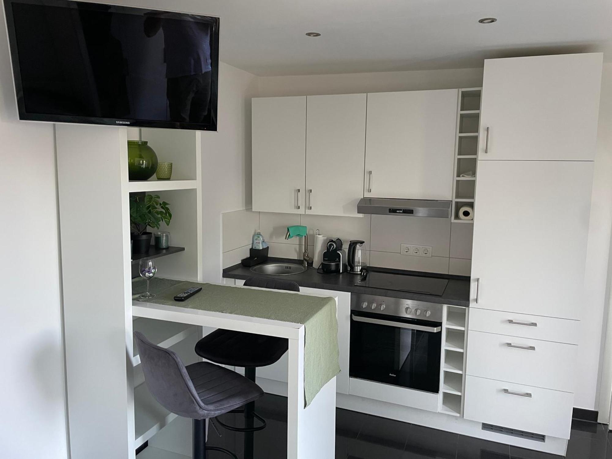 Ferienwohnung Mit Fussbodenheizung Nahe Messe, Gratis Parkplatz Und Abstellplatz E - Bike Ганновер Экстерьер фото
